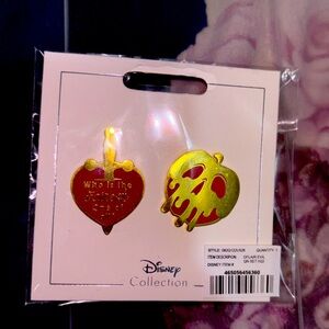 Disney Parks Evil Queen Pin Set